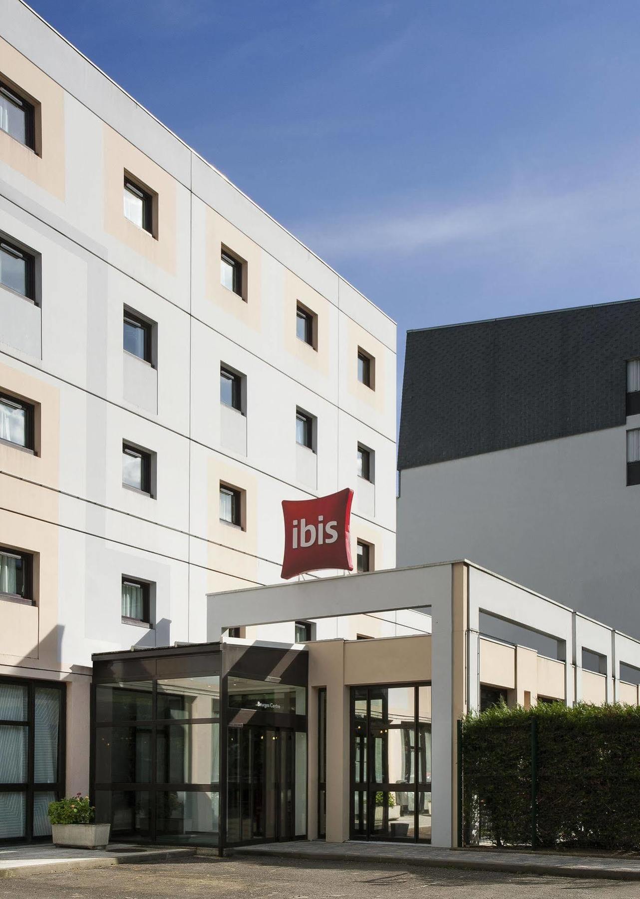 Ibis Centre 3*